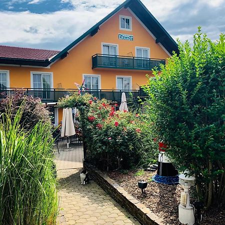 Landhotel Erhardt Bad Waltersdorf Luaran gambar