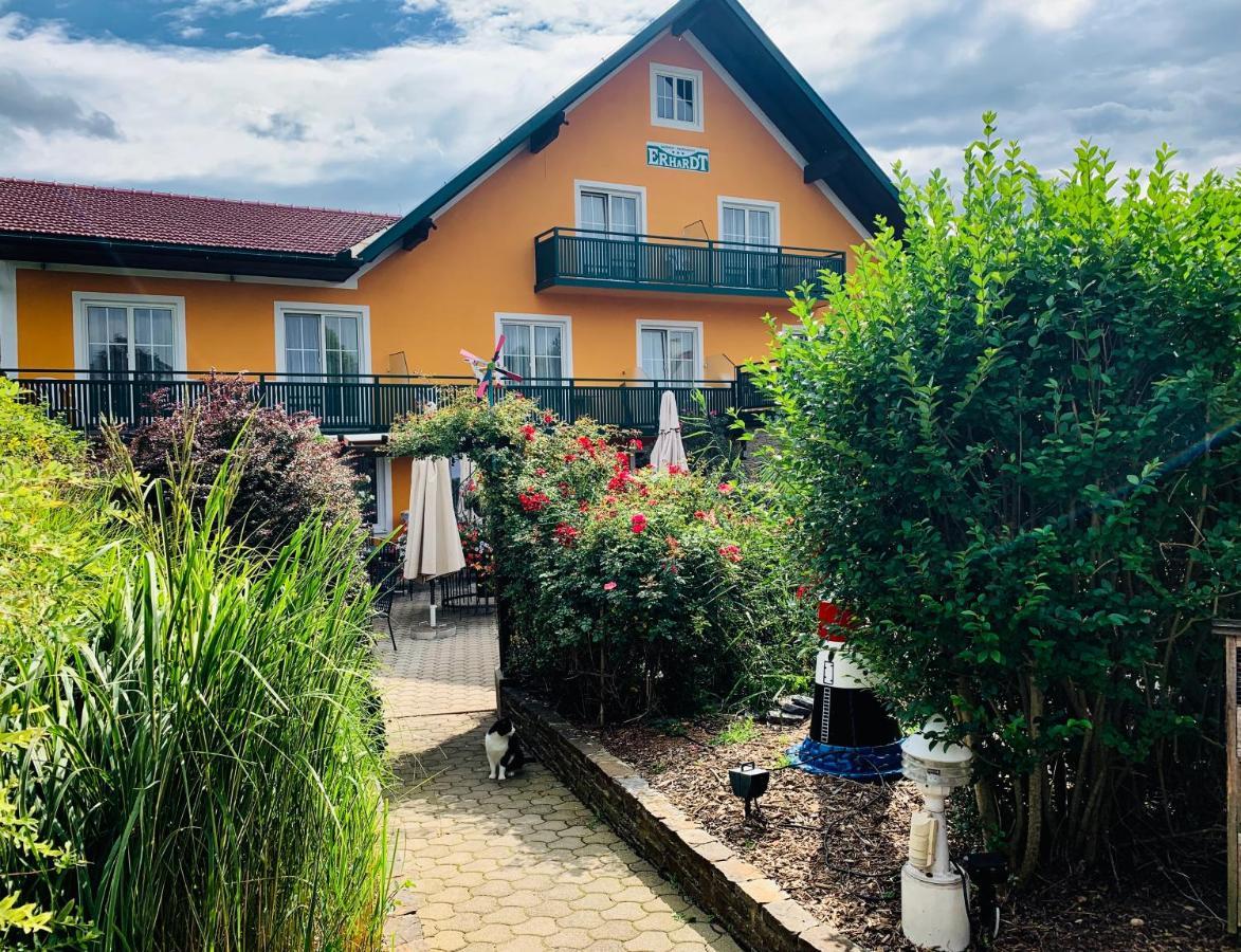 Landhotel Erhardt Bad Waltersdorf Luaran gambar